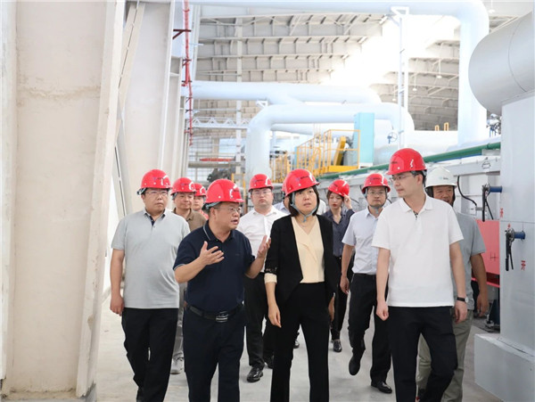 廣發銀行秦曉晶一行調研江西透光陶瓷新材料項目